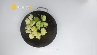 西蓝花番茄荞麦面的做法步骤:3