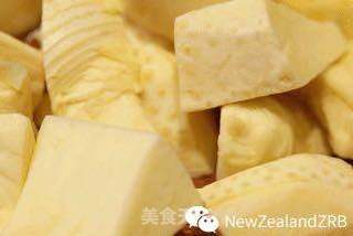 新西兰花胶腌笃鲜的做法步骤:2