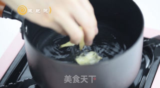 虫草花猪骨汤的做法步骤:2