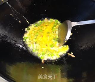 鸡蛋芦笋炒饭的做法步骤：5