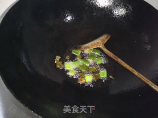 炸葱油饼的做法步骤：2