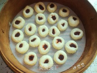 豆沙小馒头的做法步骤:11