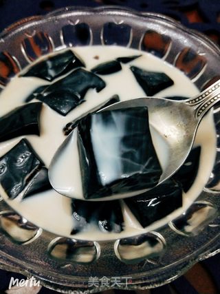 黑凉粉糖水的做法步骤:11