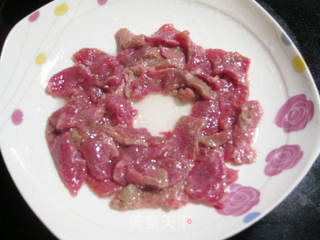 鸡蛋蒸牛肉片的做法步骤:4
