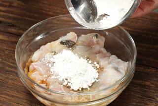秘制酸菜鱼的做法步骤:7