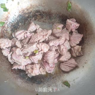 酸甜爽口的超级开胃菜~西红柿炖牛腩的做法步骤:3