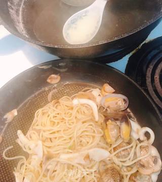 白酱海鲜意大利面的做法步骤:5