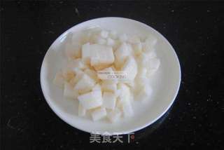 红薯雪梨糖水的做法步骤:2