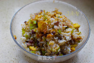 孩子们超级喜欢吃的蛋包饭的做法步骤:7