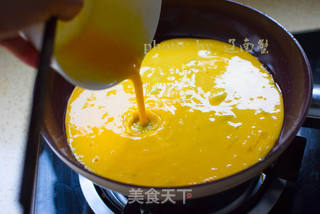 孩子们超级喜欢吃的蛋包饭的做法步骤:10