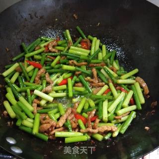 蒜薹炒肉的做法步骤：9