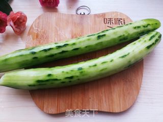 凉拌黄瓜花生米的做法步骤:2