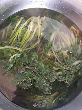 山芹菜牛肉饺子的做法步骤:3