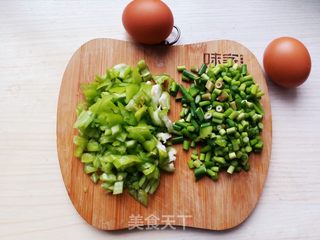 鸡蛋酱油炒饭的做法步骤:3