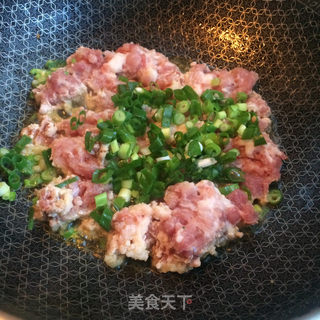 酱肉末拌面的做法步骤：2