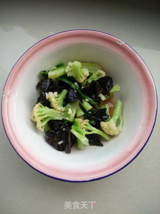 油泼菜花的做法步骤:8