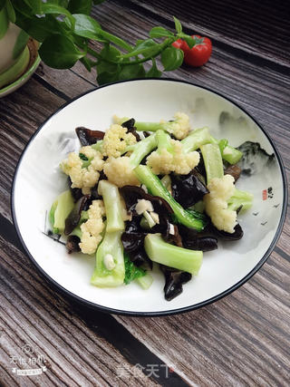 油泼菜花的做法步骤:9