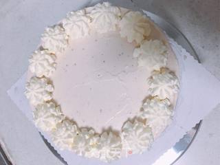 草莓生日蛋糕的做法步骤:9