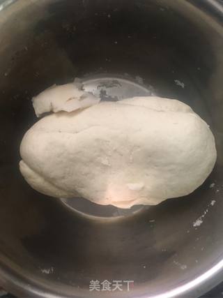 韭菜虾仁肉馅包子的做法步骤:3