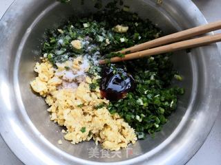 发面韭菜鹅蛋馅饼的做法步骤:10