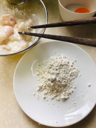 菠萝咕噜鱼的做法步骤:5