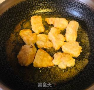 菠萝咕噜鱼的做法步骤:8