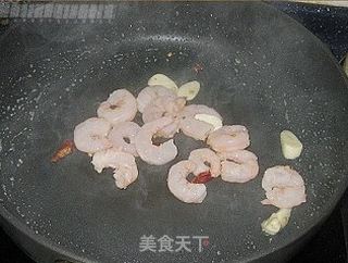 蒜香虾的做法步骤:4