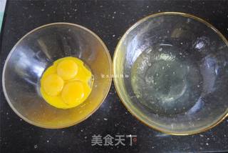 黑米抹茶慕斯蛋糕的做法步骤:2