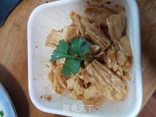黄豆酱拌腐竹的做法步骤：6