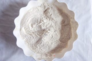 发面香煎油卷的做法步骤:2