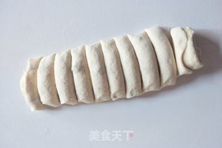 发面香煎油卷的做法步骤:10