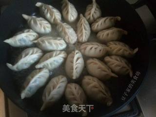 煎冰花饺子的做法步骤:9