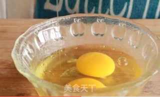 【10分钟五珍粉早餐简单快速做法】3个馒头、2个鸡蛋，几分钟解决全家人早餐！的做法步骤：4