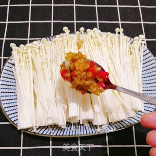 蒜蓉金针菇的做法步骤：8