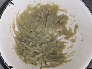 发面红薯豆沙饼的做法步骤:2