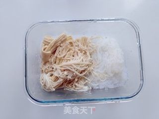 甘蓝鸡蛋凉拌菜的做法步骤:5