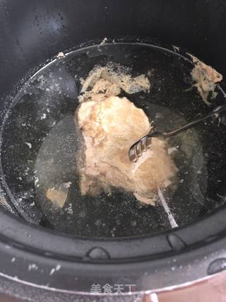 “懒人餐”煮肉时蔬酸辣汤面的做法步骤:6