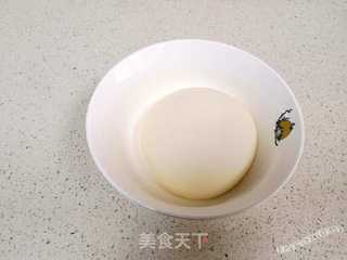 这款包子不用发面也能做,皮薄劲道还爽滑的做法步骤:4