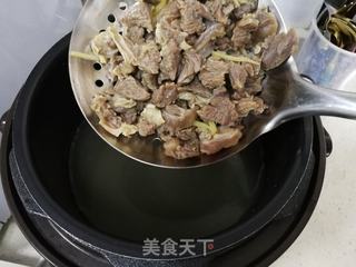 番茄炖牛腩的做法步骤:8
