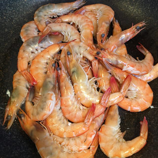 蒜蓉白菜粉丝蒸虾的做法步骤：5