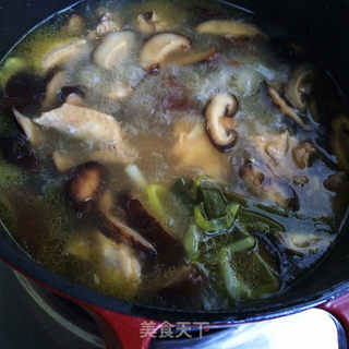 清炖香菇鸡汤的做法步骤：9