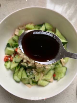 酸辣开胃凉拌腐竹的做法步骤:6