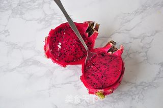 火龙果香蕉思慕雪的做法步骤:3