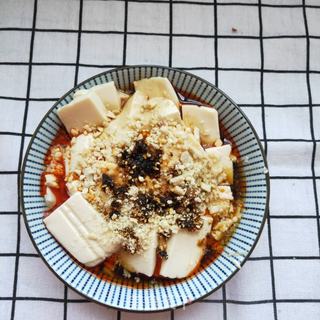 5分钟轻松搞定的凉拌内酯豆腐|好吃的添盘|老人都能嚼的动的做法步骤:3