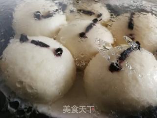暖暖萌萌的(●—●)豆沙包的做法步骤:9