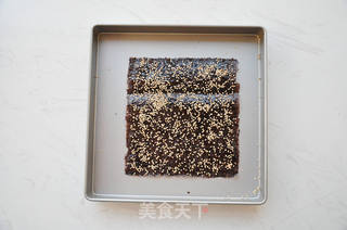 蜂蜜芝麻夹心海苔脆的做法步骤:4