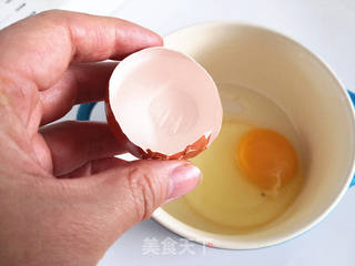 花蛤蒸蛋羹的做法步骤:2