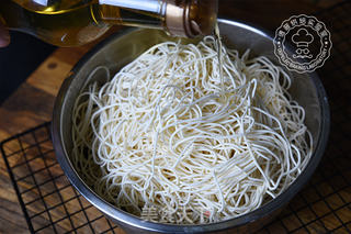豆角蒸面的做法步骤:7