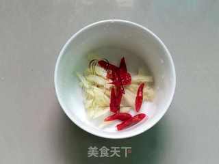 凉拌黄瓜花的做法步骤:3