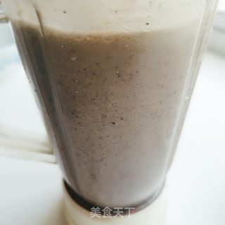 核桃黑芝麻糊的做法步骤:3